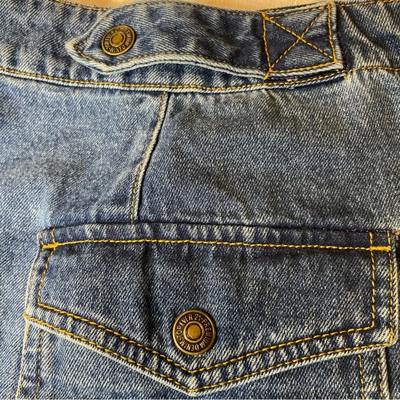 Forever 21 Medium Wash Denim Zip Up Mini Skirt Size Medium - Picture 12 of 13